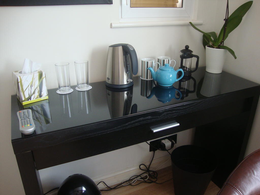 Saxilby Canal View Bed And Breakfast חדר תמונה