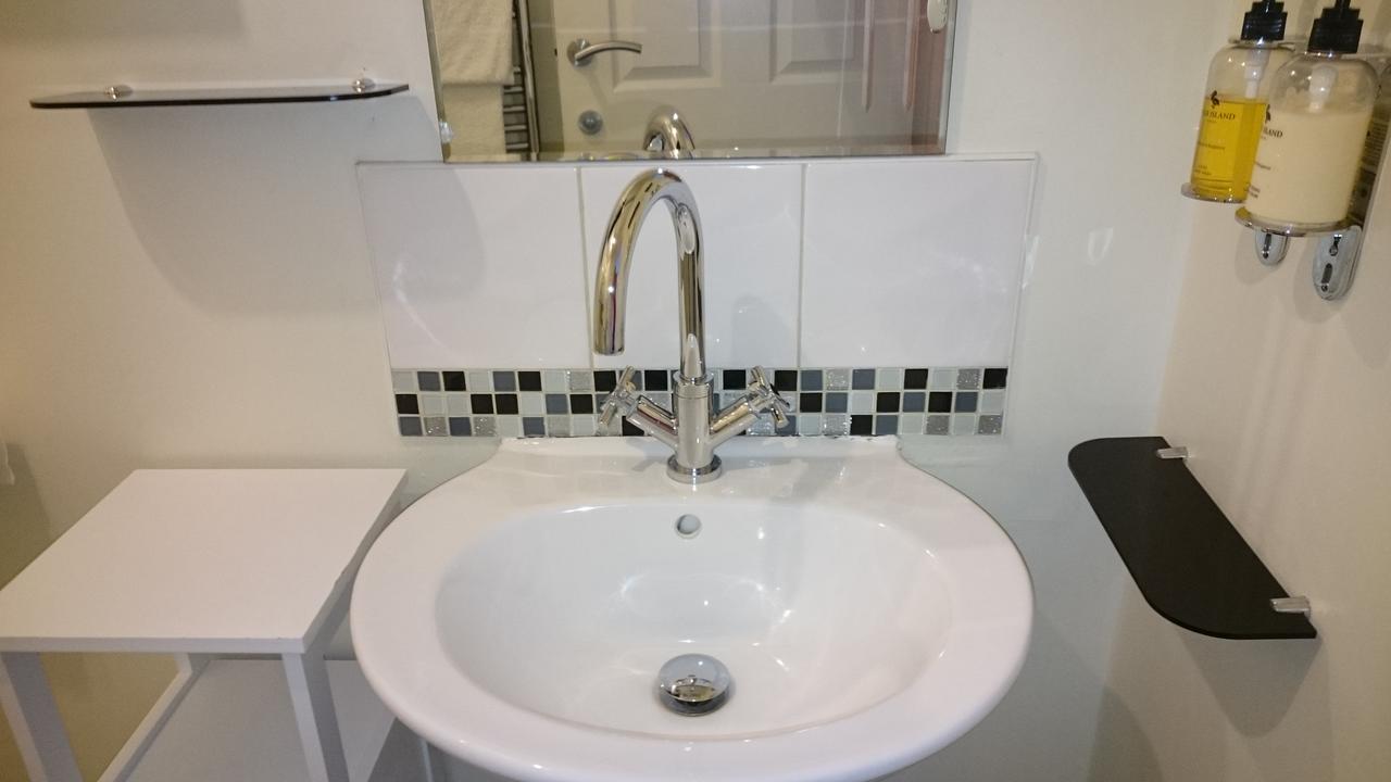Saxilby Canal View Bed And Breakfast מראה חיצוני תמונה